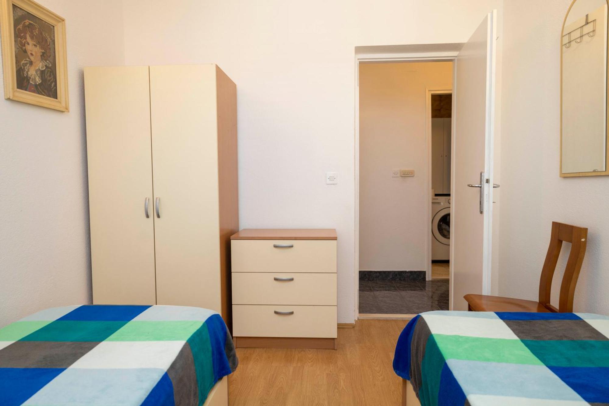 Apartments Jaksic - Zile Supetar Ngoại thất bức ảnh