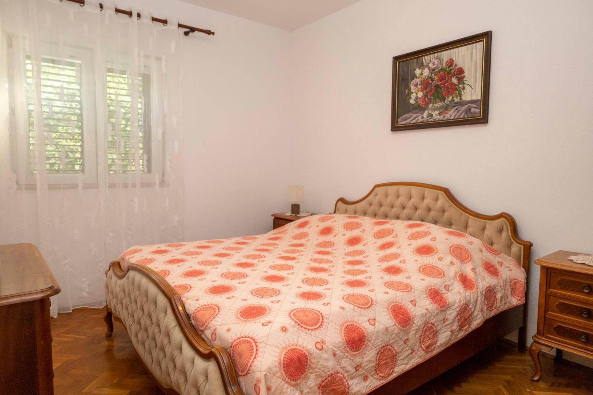 Apartments Jaksic - Zile Supetar Ngoại thất bức ảnh